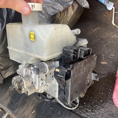 Mitsubishi shogun abs pump - mitsubishi,