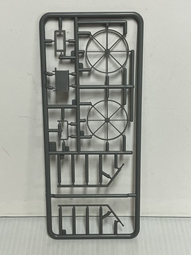 Miniart 35589 ton gantry - 5,