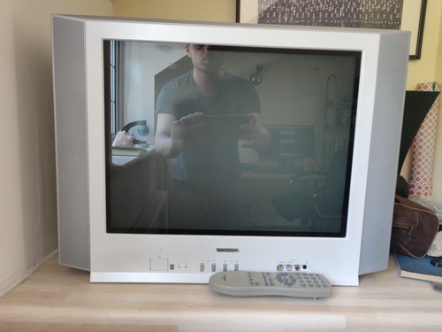 Toshiba crt screen - tv,,
