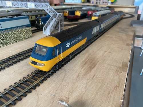 Hornby r069 intercity - hst, 125