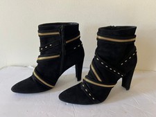 $650 STUART WEITZMAN PISTOLERO