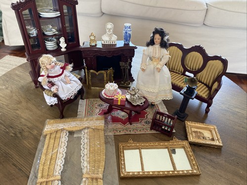 Dolls house sitting room - dolls,