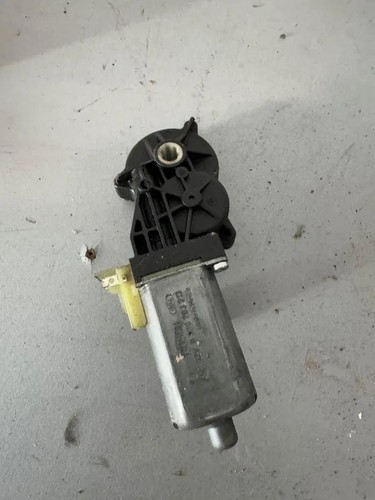 Chrysler 300c front left seat - chrysler,