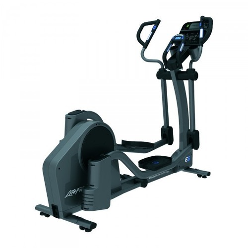 Life fitness e5 elliptical - fitness,