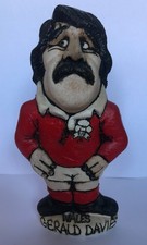 GERALD DAVIES WALES 1960 /