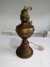 Vintage.  brass oil lamp.  No