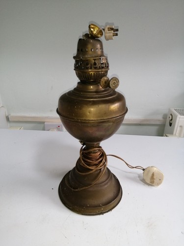 Vintage brass oil lamp - oil, lamp.