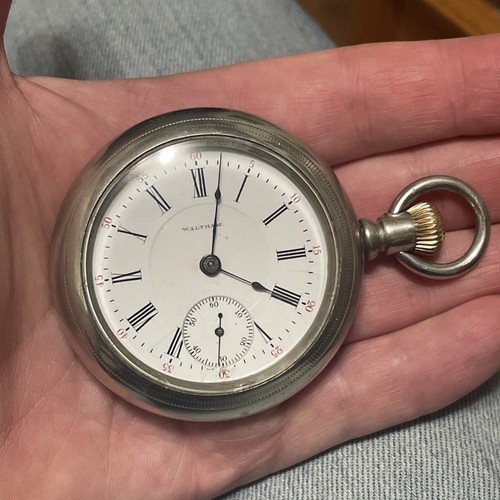 Waltham grade pocket watch - 81,