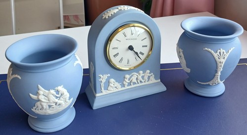 Wedgwood trio clock - wedgwood,