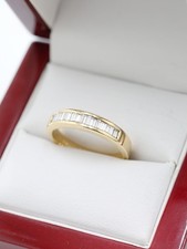 18ct Yellow Solid Gold 1/4