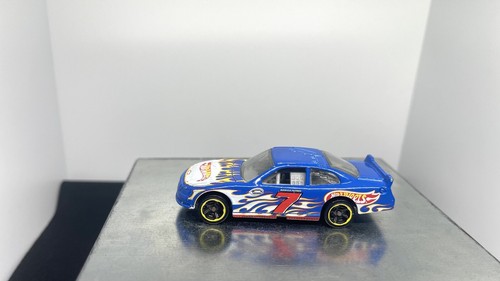Hot wheels chevy impala - hot,