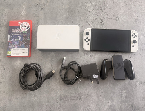 Nintendo switch oled - nintendo,