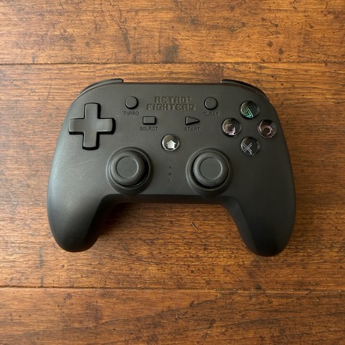 Black retro fighters defender - black,