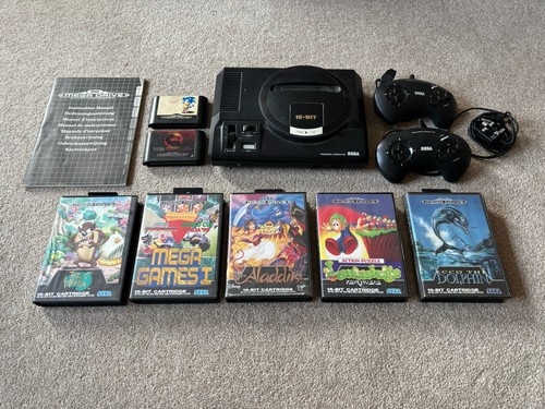 Sega megadrive console - +, games