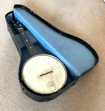 Vintage Banjolele  plus + original case 1930s decorated metal back 4 strings