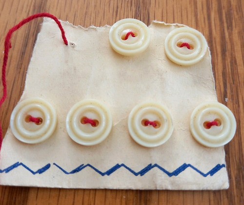 Vintage buttons - 6,