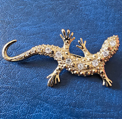 Gold tone lizard brooch - lizard, pin