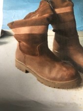 womens cowboy boots size 6