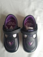 Clarks First Shoes Size 5G New