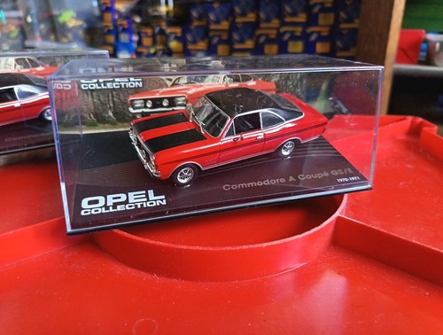 Cased model opel - 1/43,