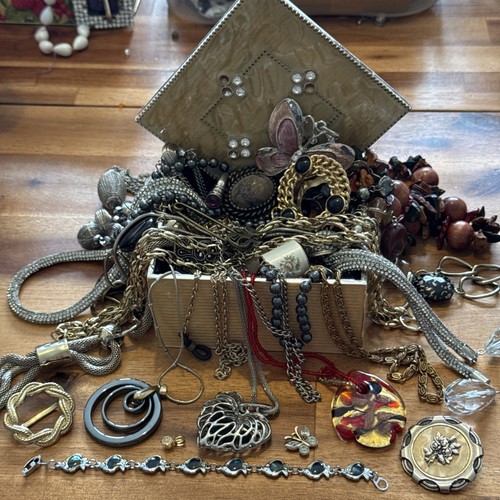 Box job lot - vintage, modern