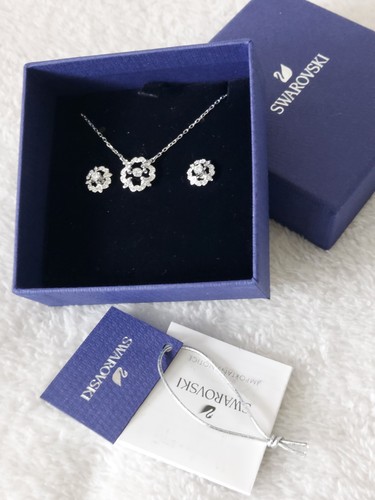 New swarovski necklace with - new,