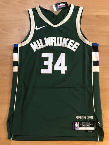 Milwaukee bucks giannis - bucks,