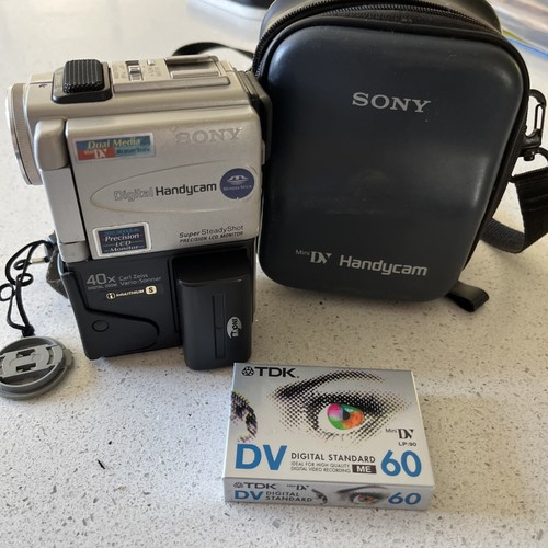 Sony dcr pc3e - minidv, handycam