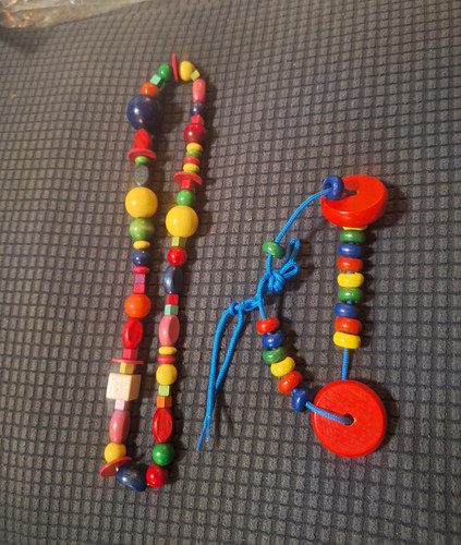 Wooden bead threading - 2x,