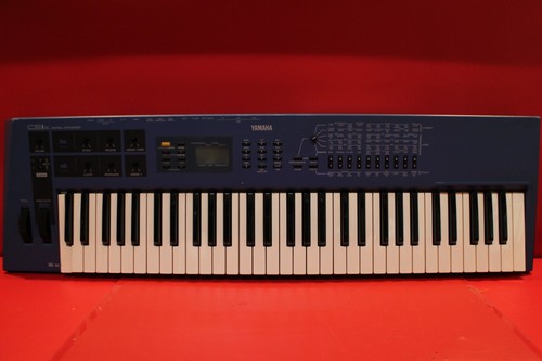 Used yamaha keyboard - used,