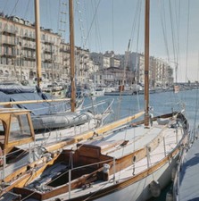 Old Port Of Nice Sailing boats