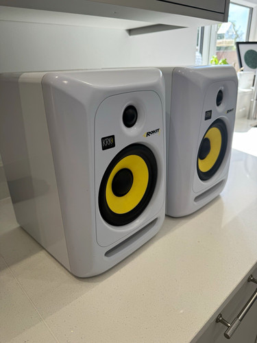 Krk rokit powered - krk,