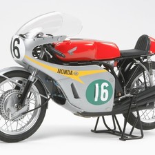 Tamiya 1/12 Scale Honda RC166