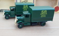 Lledo LP28-004A & 004B. Mack
