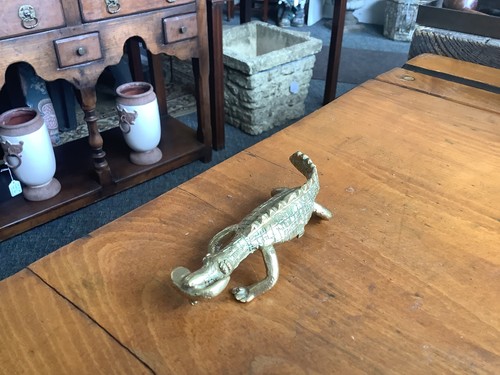 Antique heavy brass - heavy, crocodile