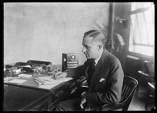 Photo man desk - office, 1930s
