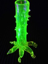 Uranium Glass Thorn Vase - Victorian Walsh John Walsh Glows Well Throughout