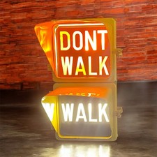 Vintage Traffic Light Eagle