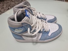 Nike Air Jordan 1 Retro  Hyper