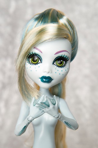 Monster high doll lagoona - monster,