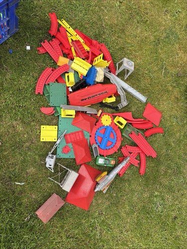Mettoy playcraft train track - train,