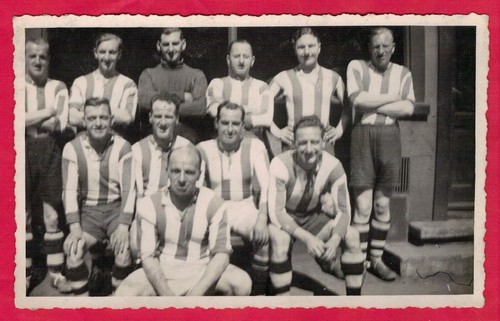 Football team unknown info - unknown.,
