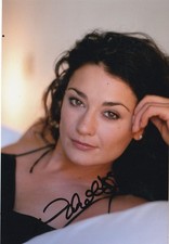 Natalie J Robb    **HAND