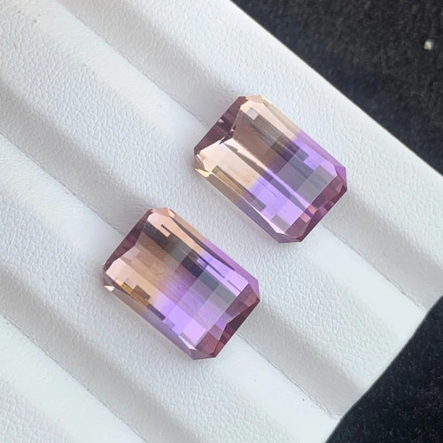 Carats ametrine pair - 24.10,