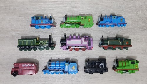 Thomas the tank engine - engine, figures