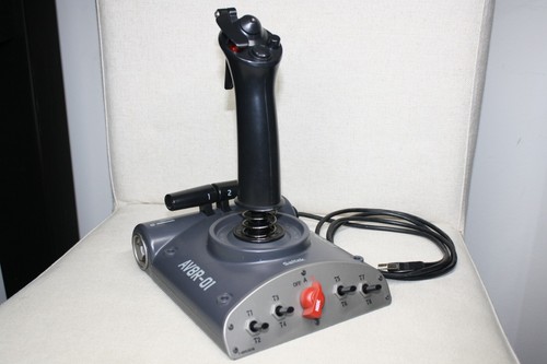 Saitek 2013 av8r usb - saitek,