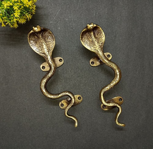 Lacquered brass snake cabinet - brass,