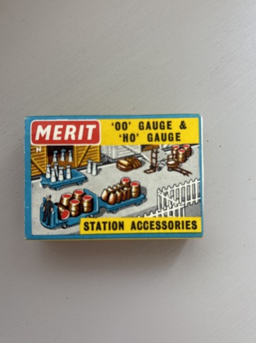 Vintage merit h0 - &, station