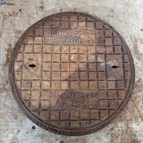 Round cast iron - round, cover