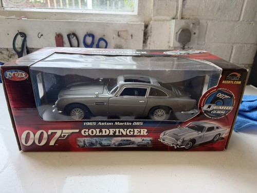 James bond goldfinger 1965 - bond,
